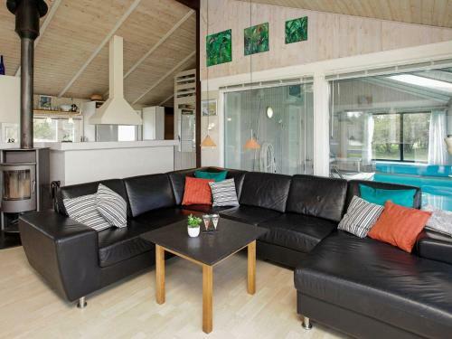 Three-bedroom Holiday Home In Bindslev 3