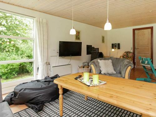 Four-bedroom Holiday Home In Hals 2