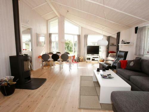 Three-bedroom Holiday Home In Hadsund 34