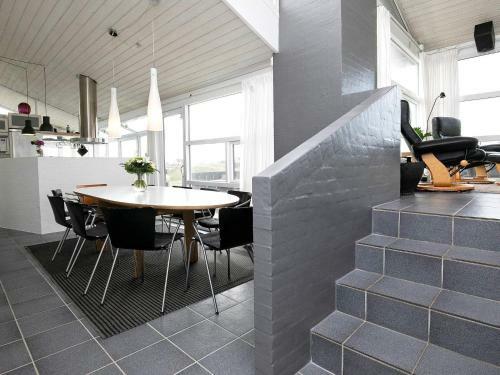 Five-bedroom Holiday Home In Pandrup 2