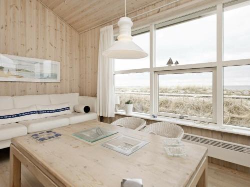 Three-bedroom Holiday Home In S�by 7