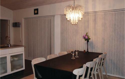 Three-bedroom Holiday Home Hurup Thy With A Fireplace 06