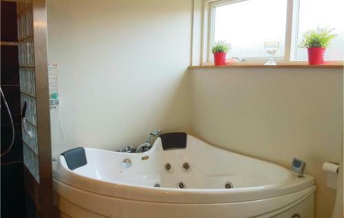 Three-bedroom Holiday Home Hurup Thy With A Fireplace 06
