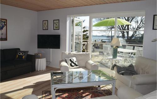 Two-bedroom Apartment Stege 0 03