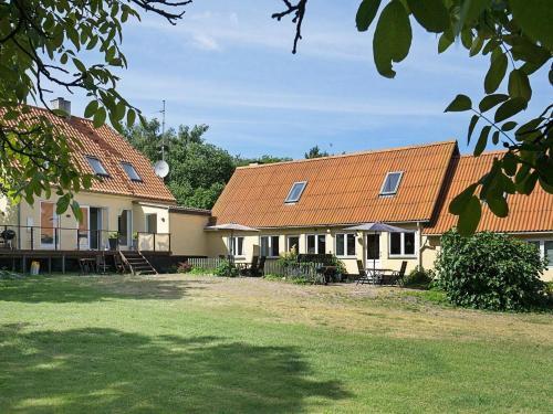 Two-bedroom Holiday Home In Svaneke 4
