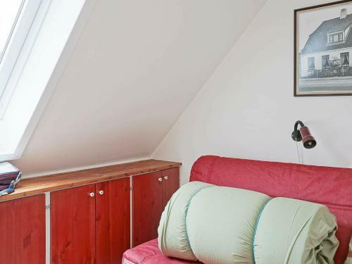 Three-bedroom Holiday Home In Svaneke 1