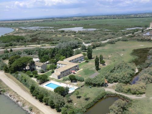 Mas De La Tour Carbonni�re