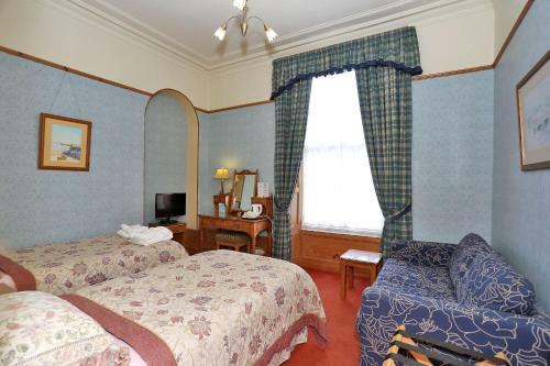 Hostal Butlers Guest House
