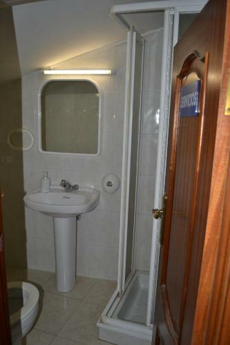 Albergue Hostal Galicia Arteixo