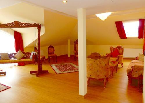 Hotel Raj Mahal