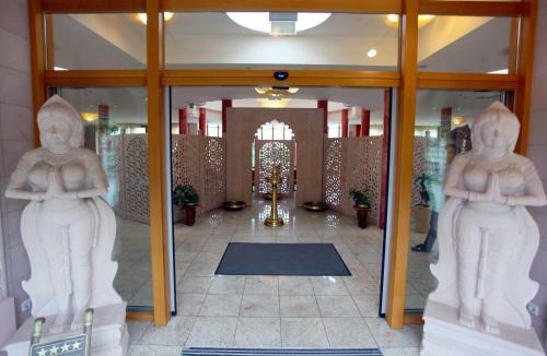 Hotel Raj Mahal