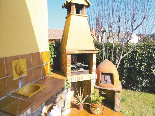 Four-bedroom Holiday Home Caldes De Malavella 0 06