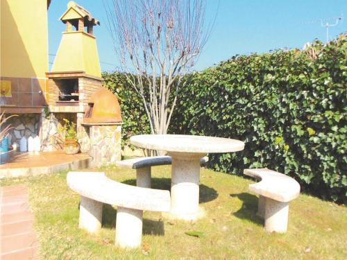 Four-bedroom Holiday Home Caldes De Malavella 0 06