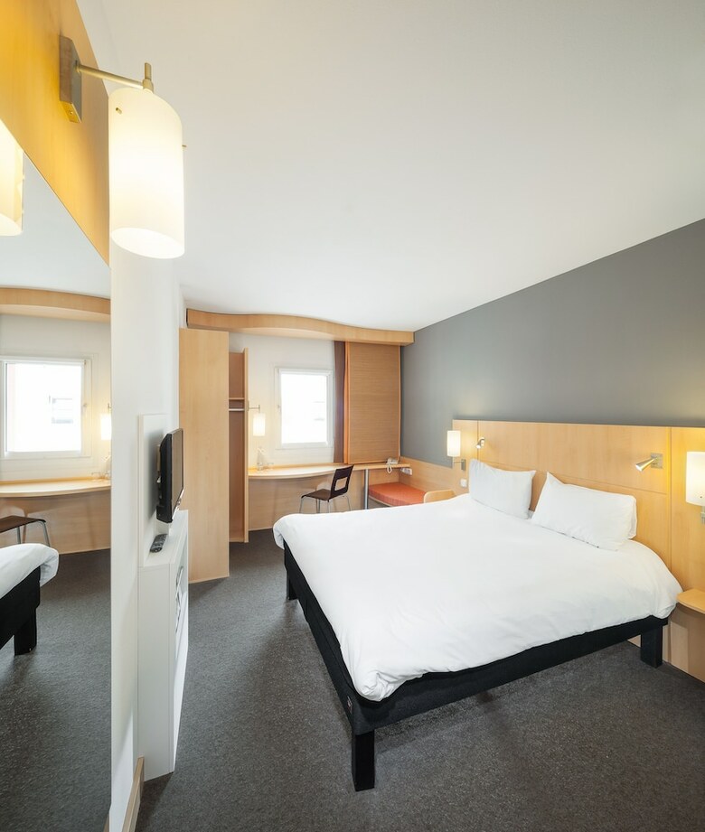 Hotel Ibis Old Town