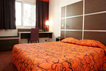 Hotel Kyriad Massy