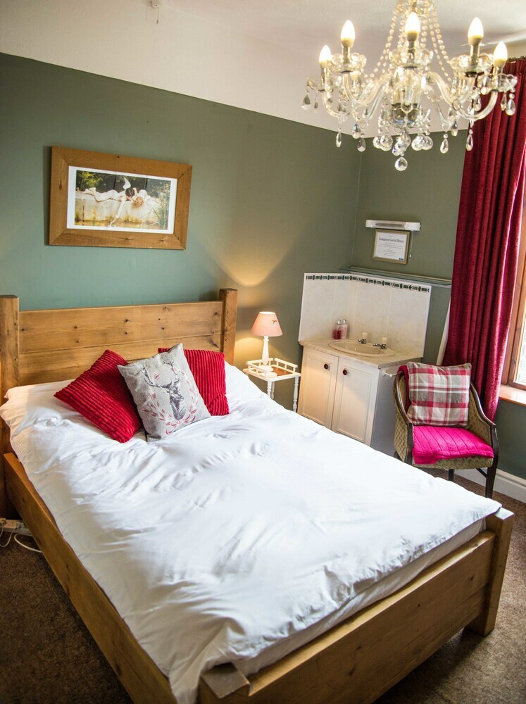 Bed & Breakfast Compton Guest House