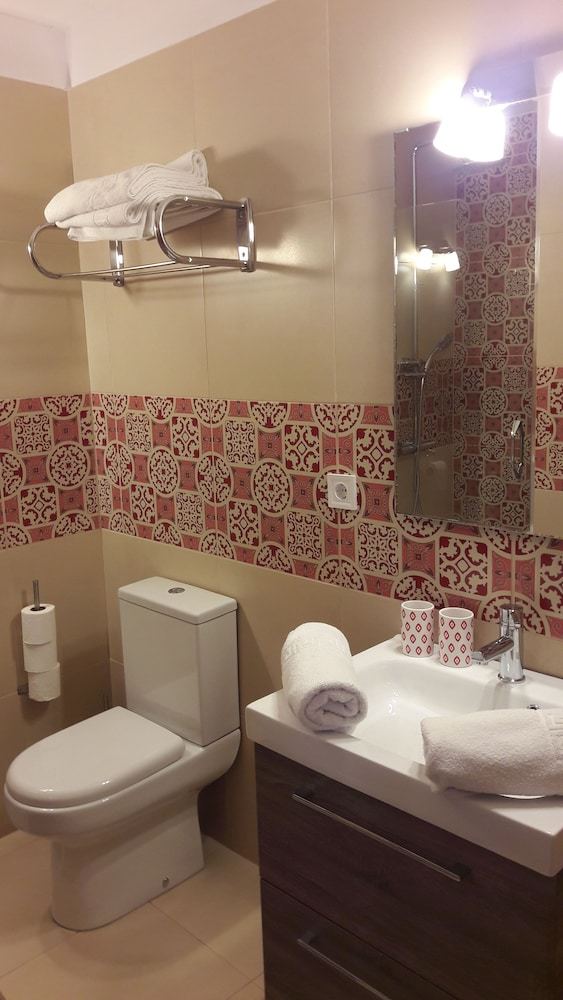 Casa Roble B&B