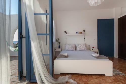 7 Olives Apartments