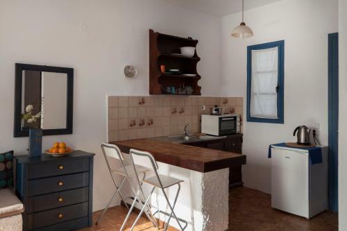 7 Olives Apartments