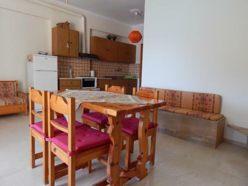 Mastiha Emporios Apartments