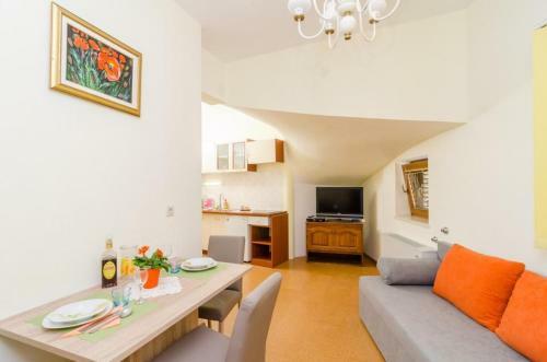 Apartments Mili?