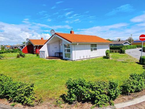 Two-bedroom Holiday Home In Gr�mitz 2