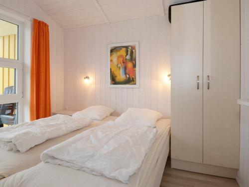 Three-bedroom Holiday Home In Gr�mitz 17