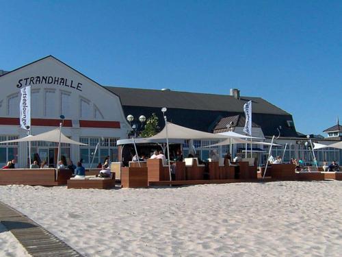 Three-bedroom Holiday Home In Gr�mitz 17