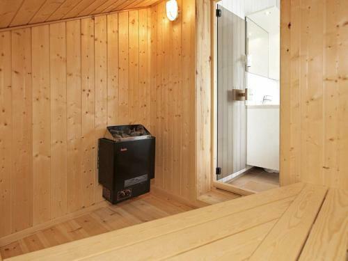 Three-bedroom Holiday Home In Gr�mitz 16