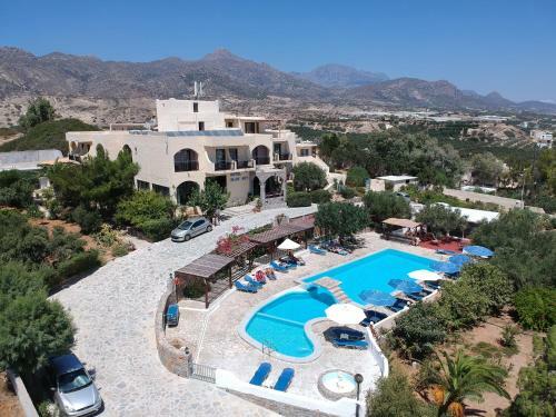 Blue Sky Hotel