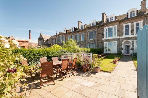 Edinburgh Beachfront B&B