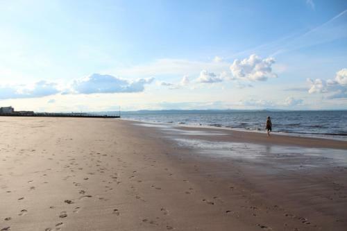 Edinburgh Beachfront B&B