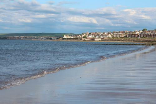 Edinburgh Beachfront B&B
