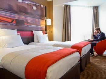 Hotel Mercure Paris Porte De St Cloud
