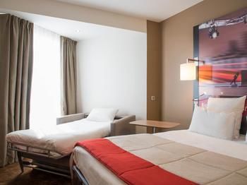 Hotel Mercure Paris Porte De St Cloud