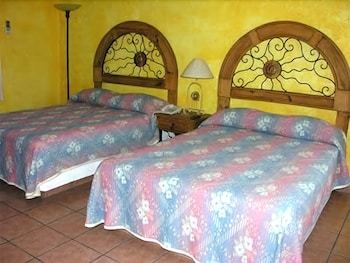 Hotel Parador De Manolos
