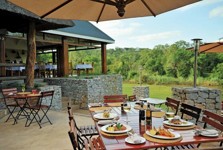 Hotel Hippo Hollow
