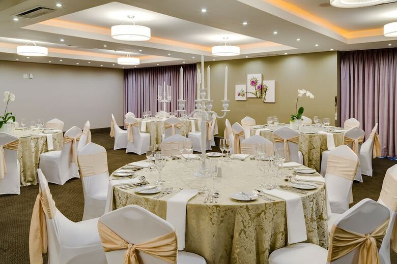 Hotel Protea Manor (.)