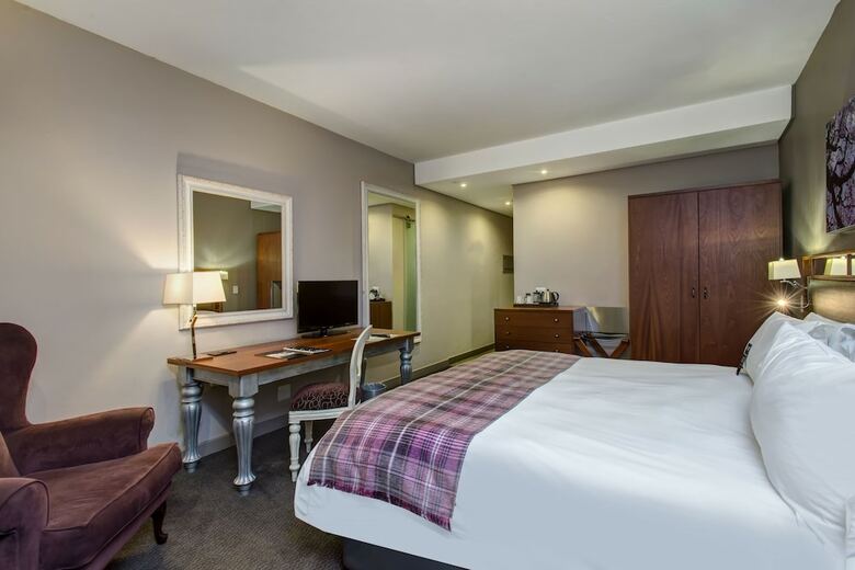 Hotel Protea Manor (.)
