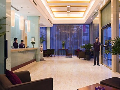 Hotel Mercure On Renmin Square
