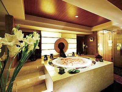 Hotel Mercure On Renmin Square
