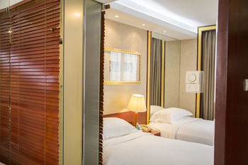 Hotel Mercure On Renmin Square