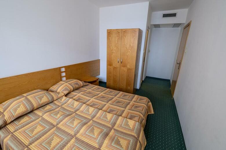 Hotel Slavyanski