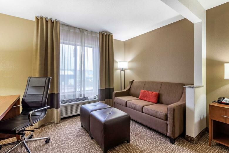 Hotel Comfort Inn & Suites Cedar Rapids North - Collins Road
