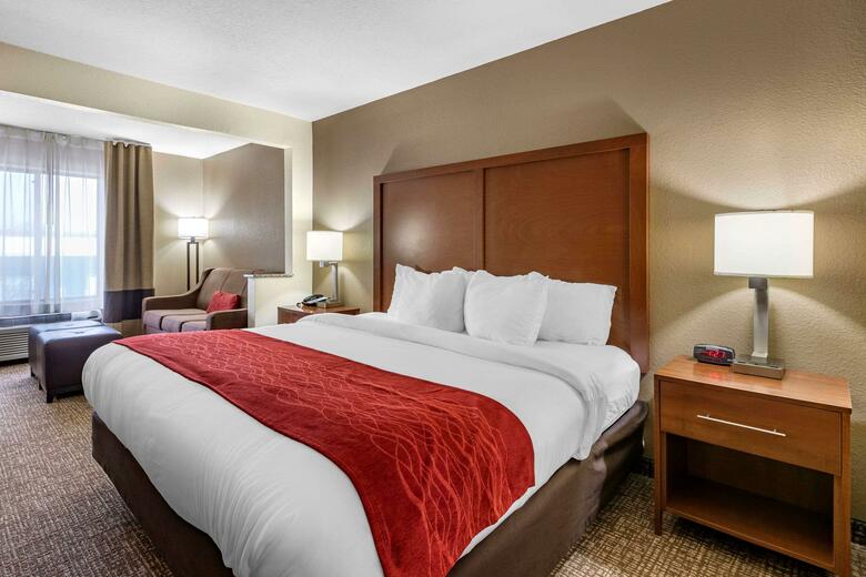 Hotel Comfort Inn & Suites Cedar Rapids North - Collins Road