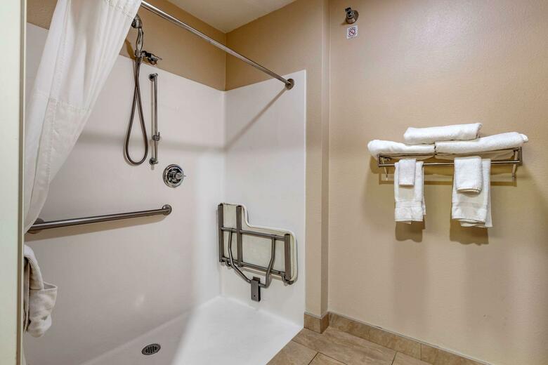 Hotel Comfort Inn & Suites Cedar Rapids North - Collins Road