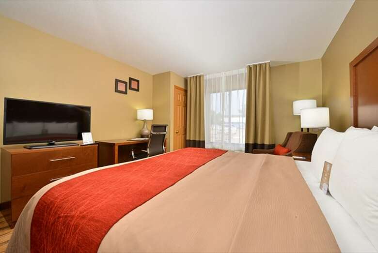 Hotel Comfort Inn & Suites Cedar Rapids North - Collins Road