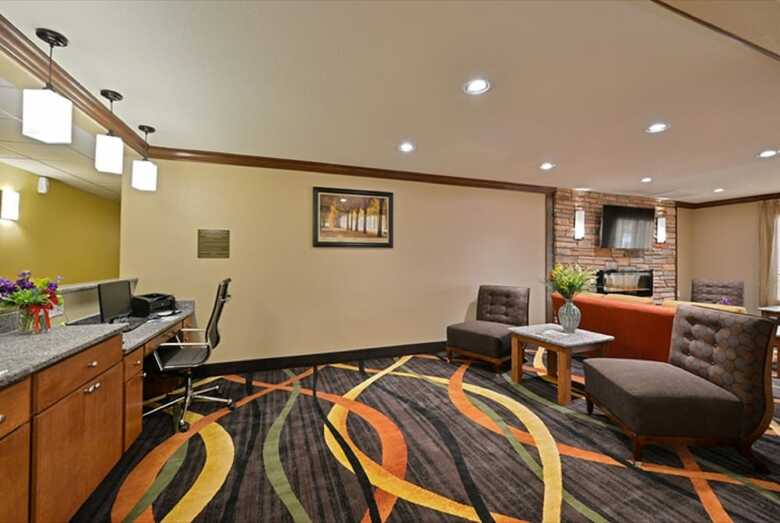 Hotel Comfort Inn & Suites Cedar Rapids North - Collins Road