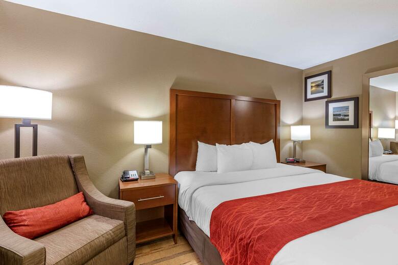 Hotel Comfort Inn & Suites Cedar Rapids North - Collins Road
