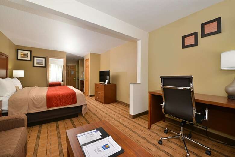 Hotel Comfort Inn & Suites Cedar Rapids North - Collins Road
